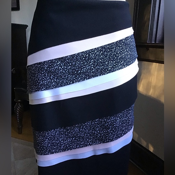 WHBM Tiered Colorblock Pencil Skirt NWT - Picture 2 of 8
